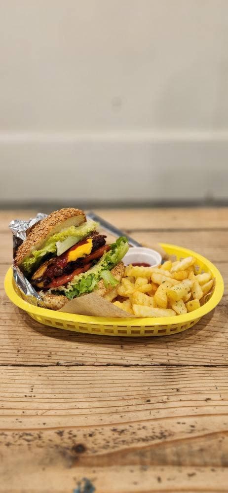 JACK'S PIZZA & BURGERS