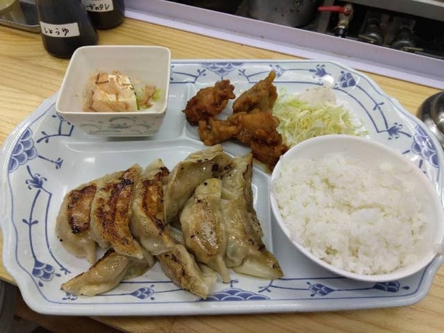 いのうえの餃子 - サブ画像3