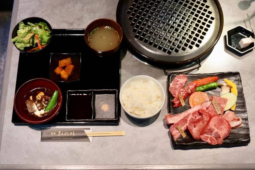 個室焼肉 さんびょうし 長久手店