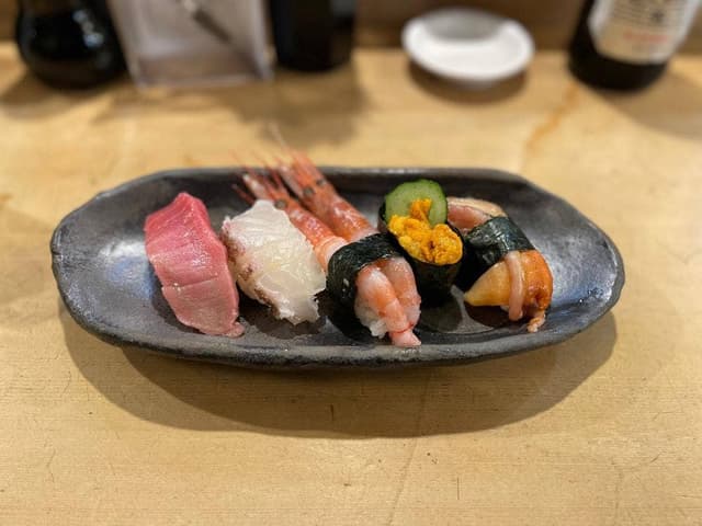 丸万寿司 曽根崎店 - サブ画像1