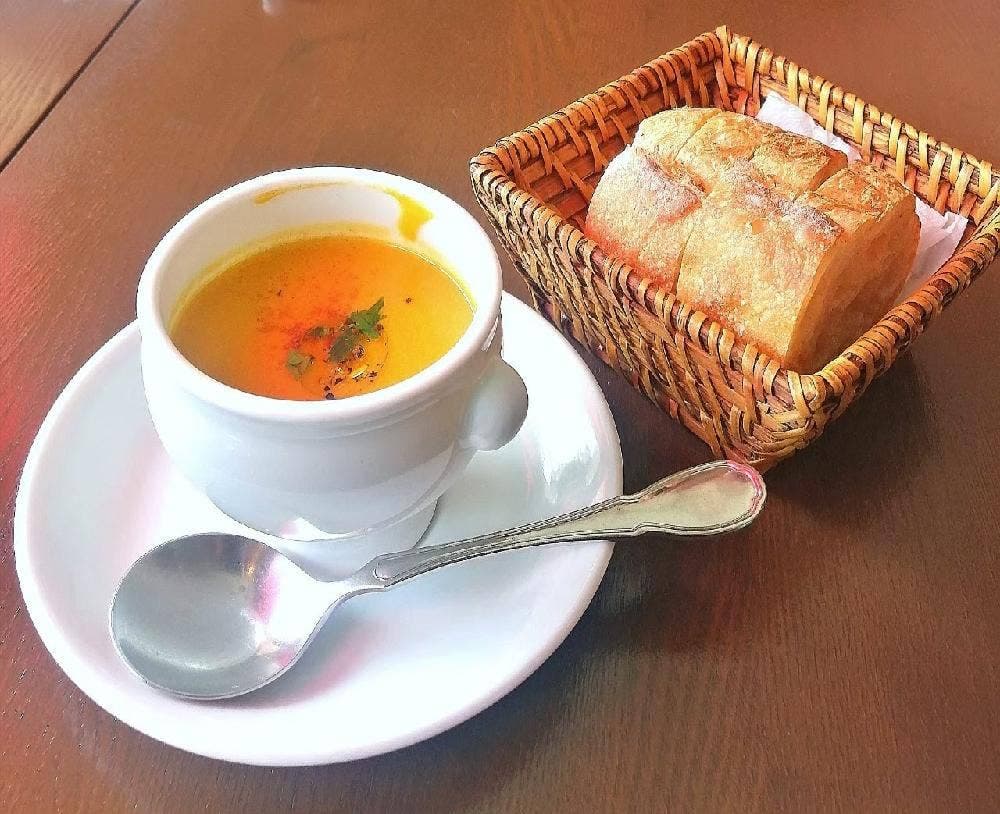 ビストロ ガニオン