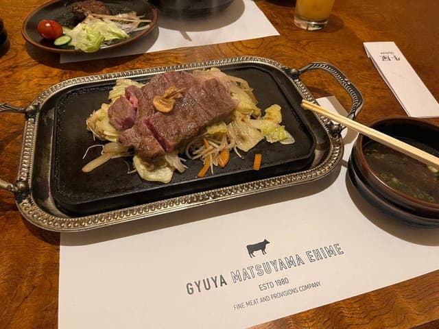 本格和牛肉料理 牛屋 - サブ画像1