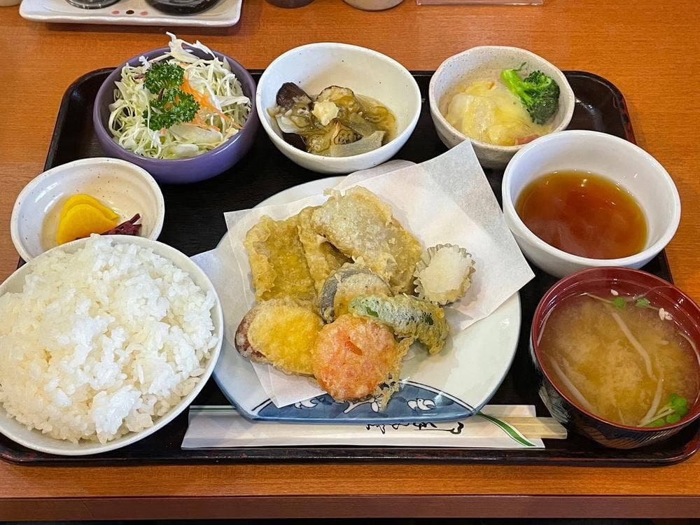 じわもんや