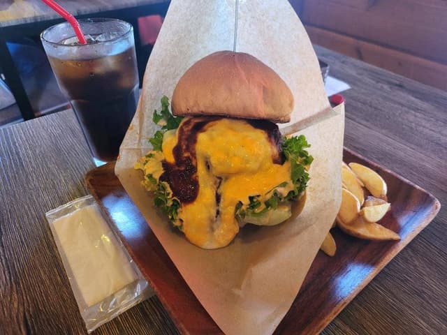 ハンバーガーハウス GRAVY JACK 〜グレイビージャック〜 - サブ画像1