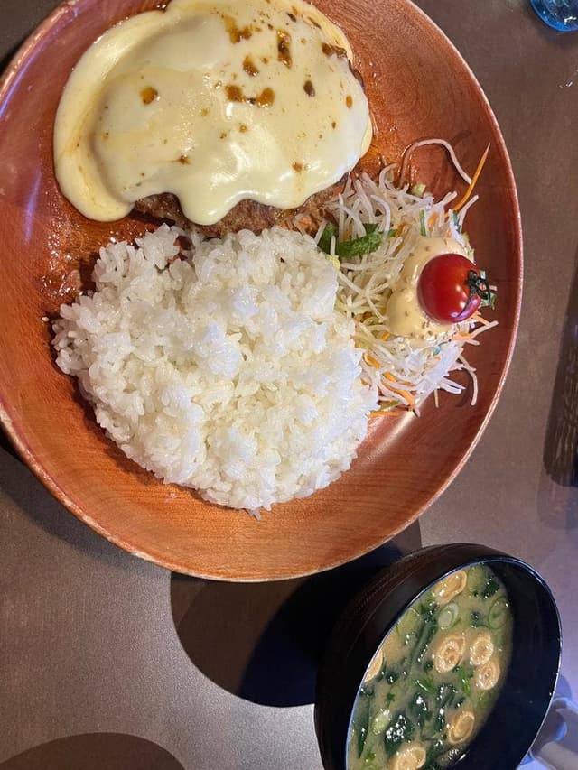 びっくりドンキー 堺美原店 - サブ画像1