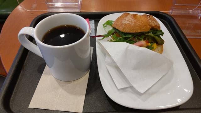 カフェ・ベローチェ 博多大博通り店 - サブ画像2