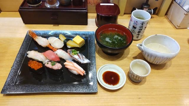 金沢回転寿司 輝らり 八王子オーパ - サブ画像3