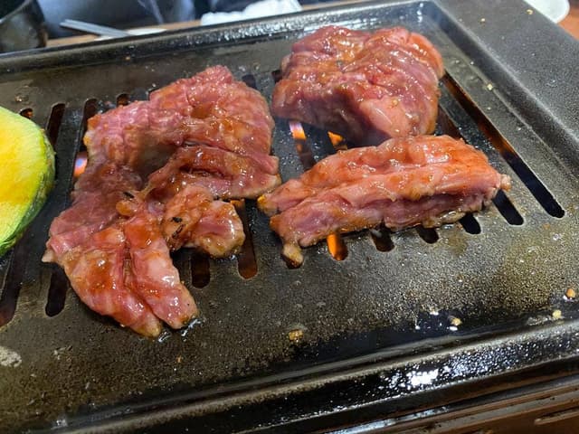 焼肉ウルフ - サブ画像2