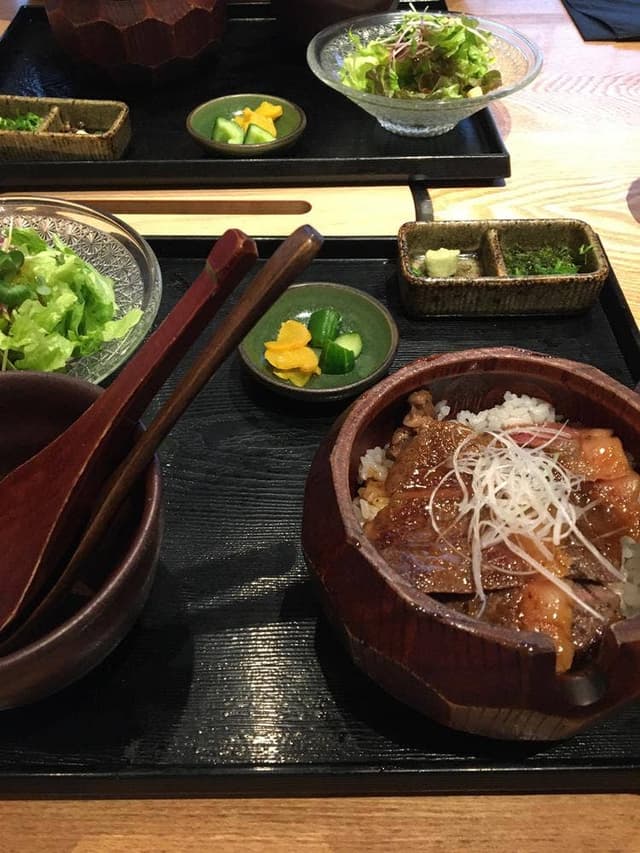 北新地 肉料理 名門 - サブ画像1