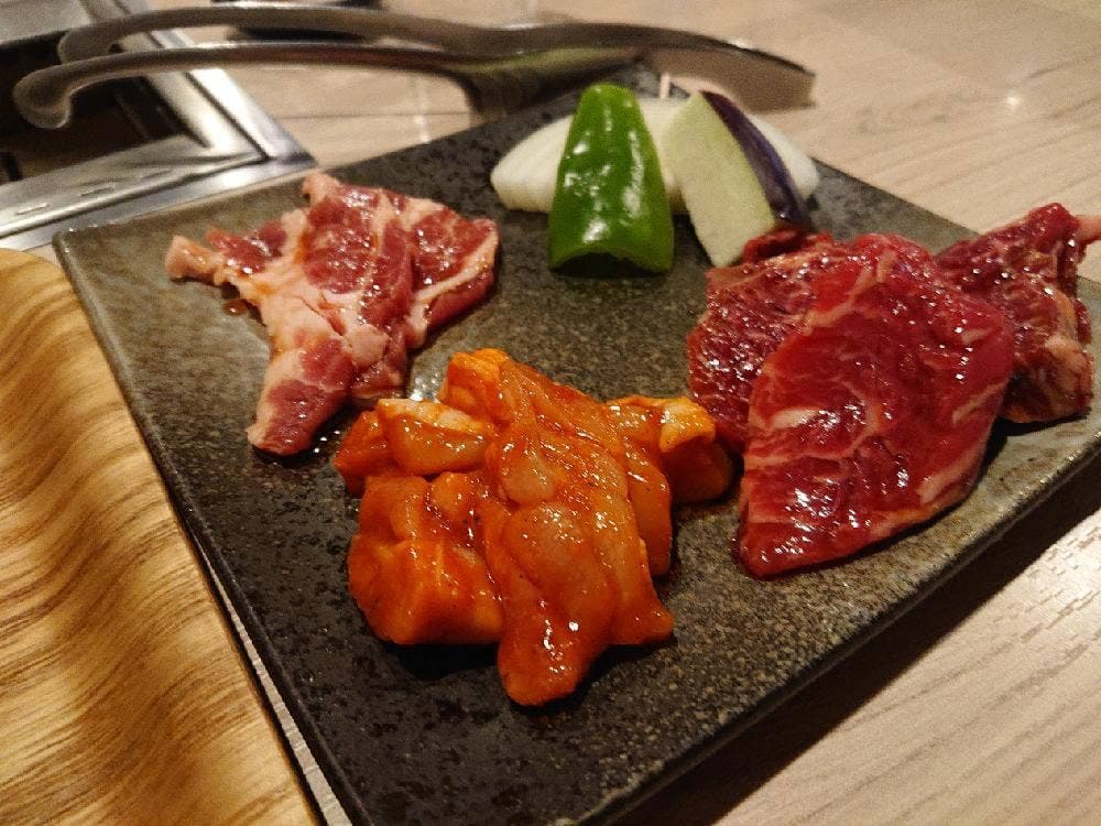 焼肉 MEIGETSU