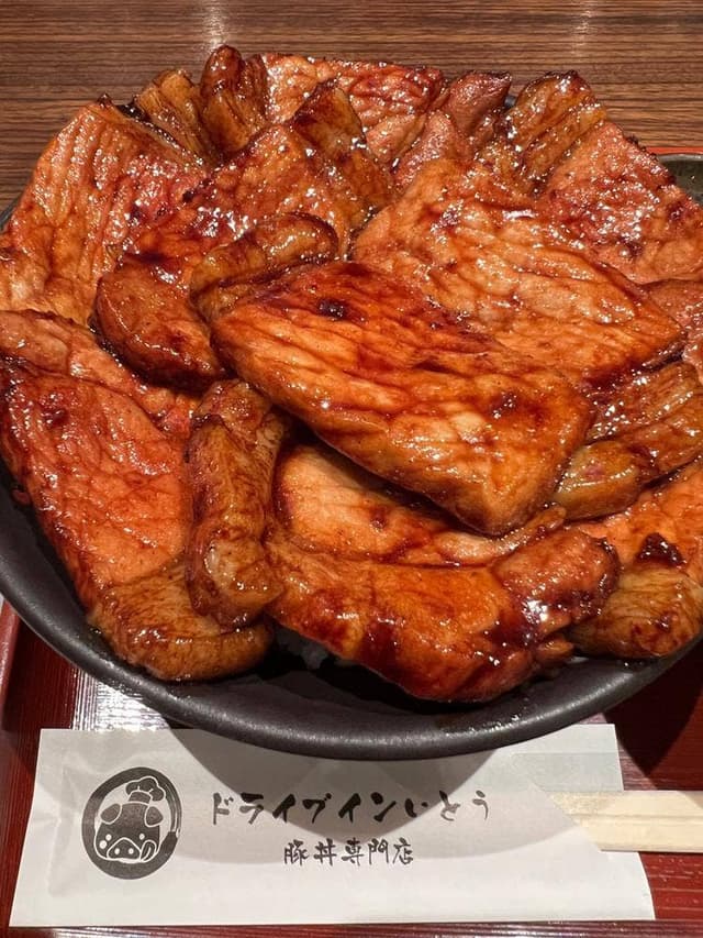 ドライブインいとう豚丼名人 新千歳空港店 - サブ画像1