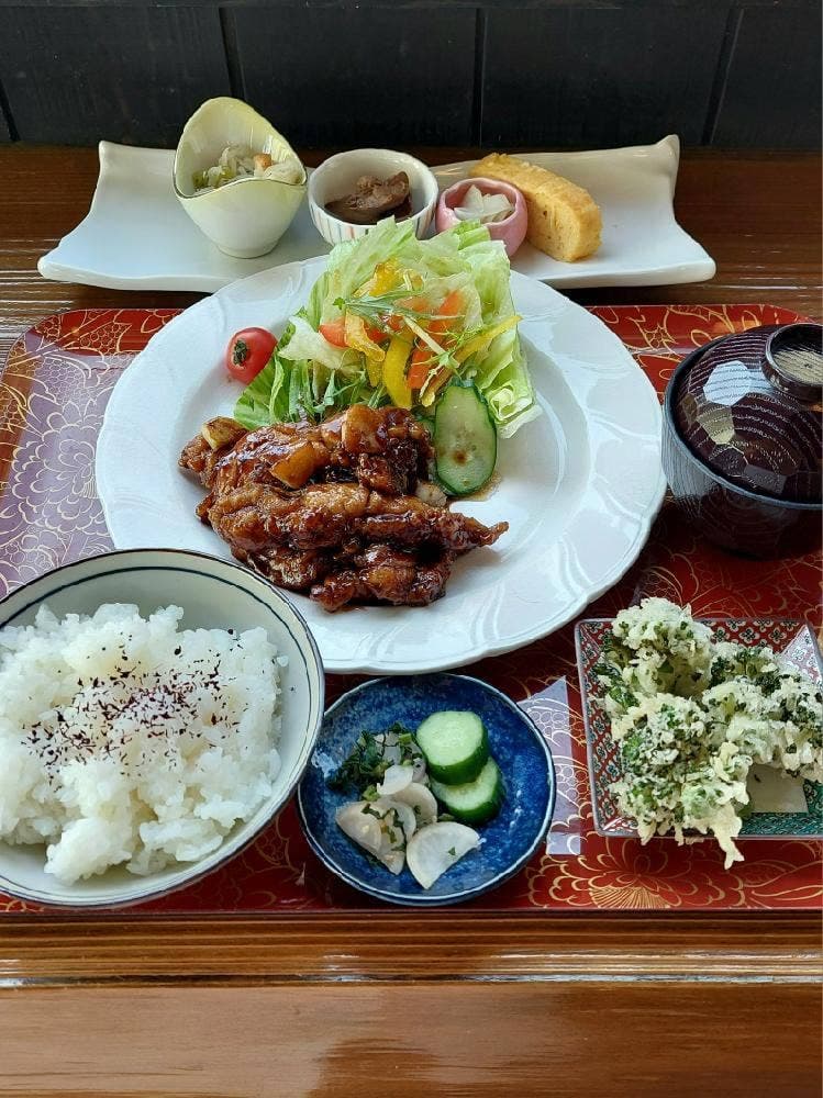 カフェレスト くろがねもーち