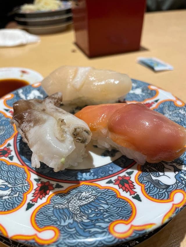 江戸前回転寿司 とれとれ屋 多田店 - サブ画像3