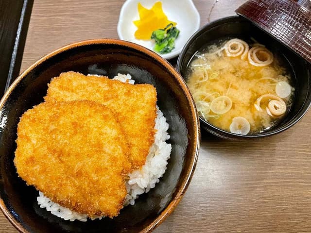 かつ丼 政家 新潟駅南店 - サブ画像1
