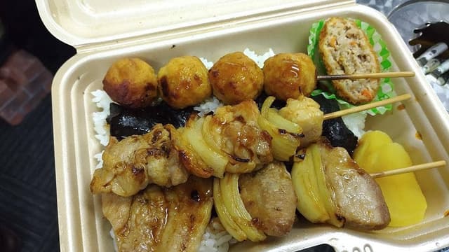 ジャンボやき鳥 つかさ - サブ画像2