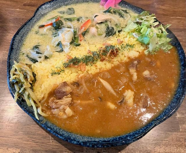 スパイスカレー専門店 サティヤ - サブ画像1