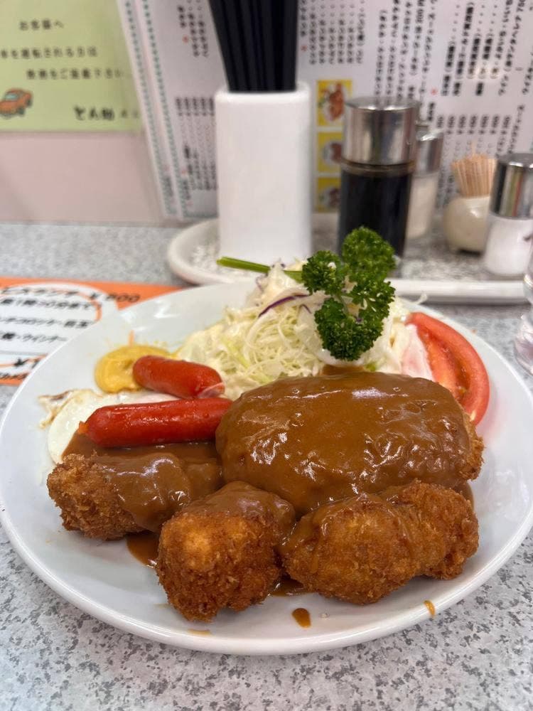 とん助
