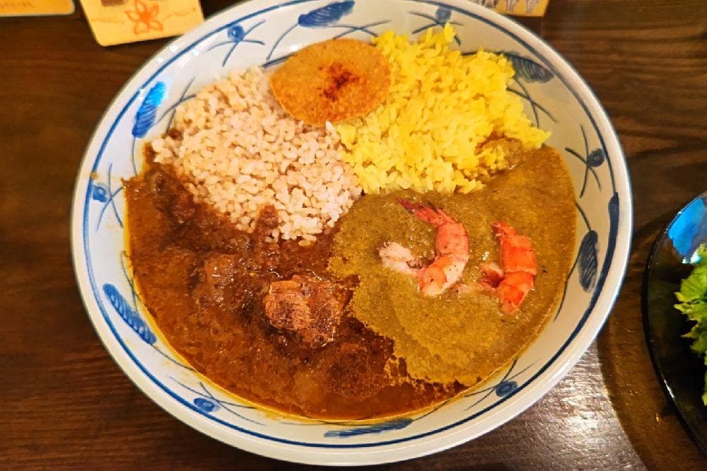 カレー処 琥珀荘