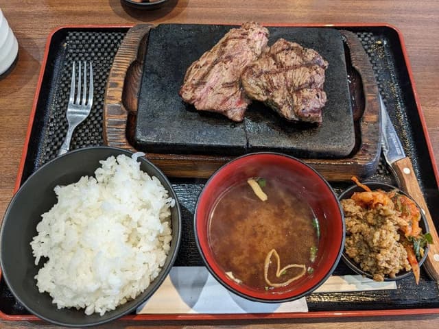 感動の肉と米 北本地ヶ原店 - サブ画像2