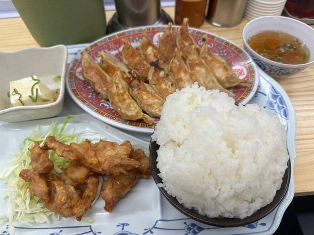 いのうえの餃子 - サブ画像1