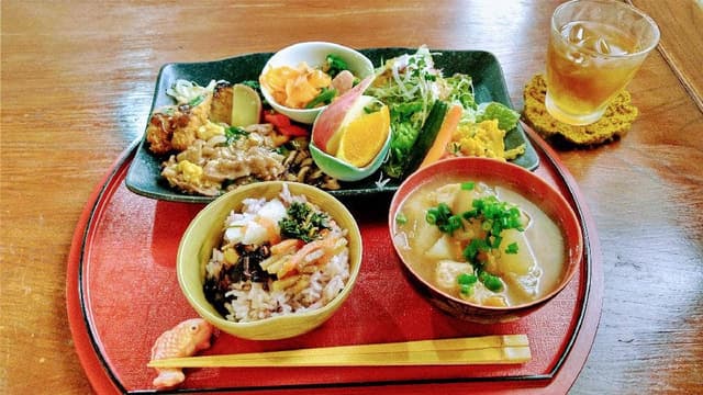 菜つむぎ商店&ポルカドッツ - サブ画像2