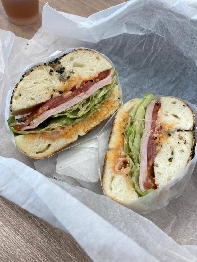 New New York Club Bagel & Sandwich Shop - サブ画像3