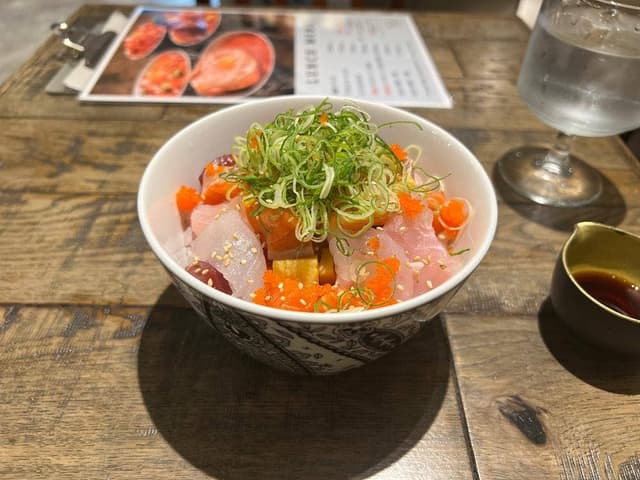 高架下ストリーム スシブヤ - サブ画像3