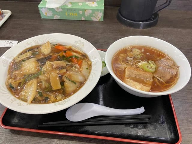 万八ラーメン 中央店 - サブ画像1