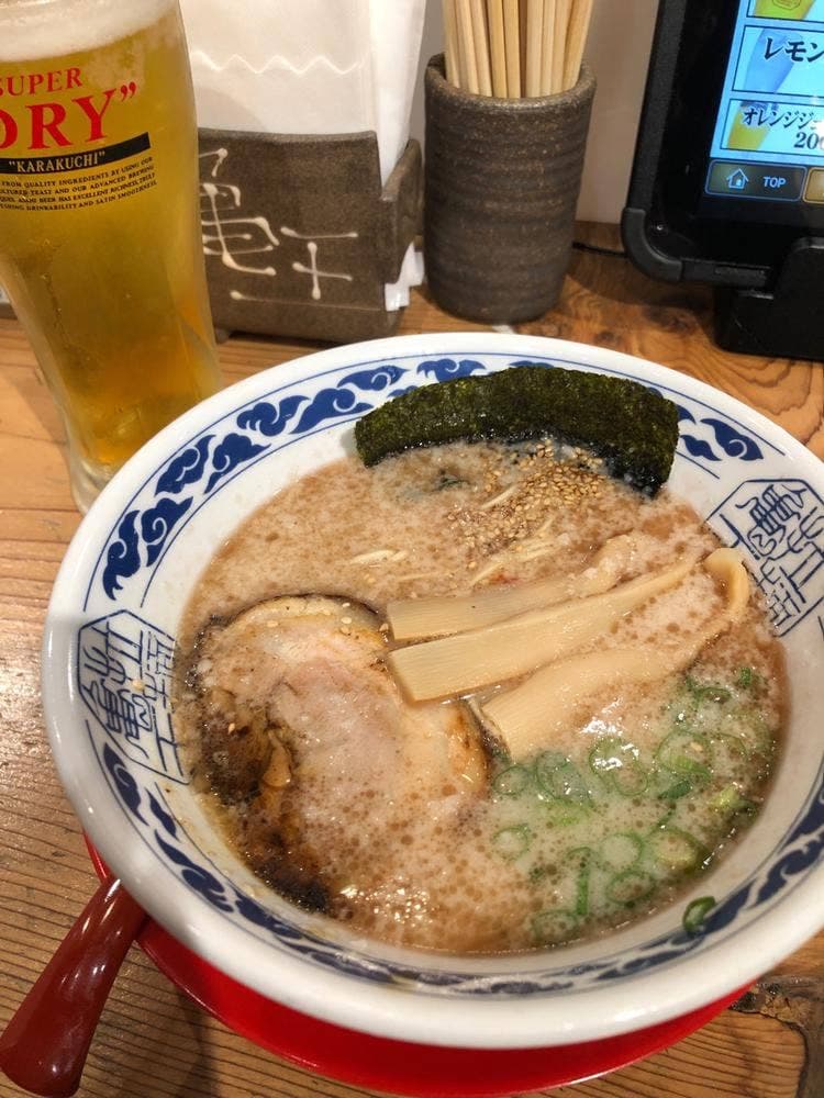 らーめん 亀王 阪急東通り店