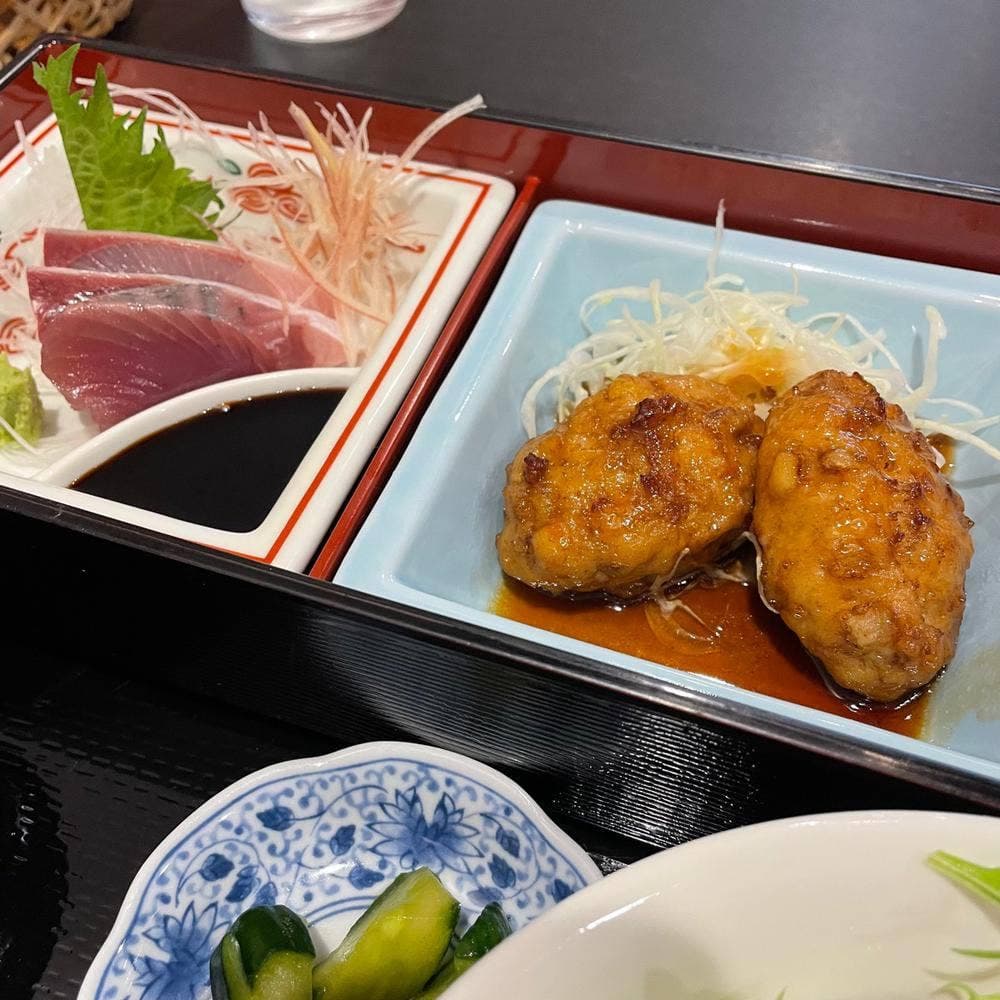 お料理とおもてなし 八金