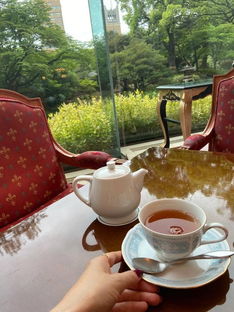 GARDEN LOUNGE