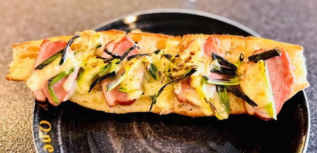 BAKERY ONE CARAT 函館五稜郭店 - サブ画像1