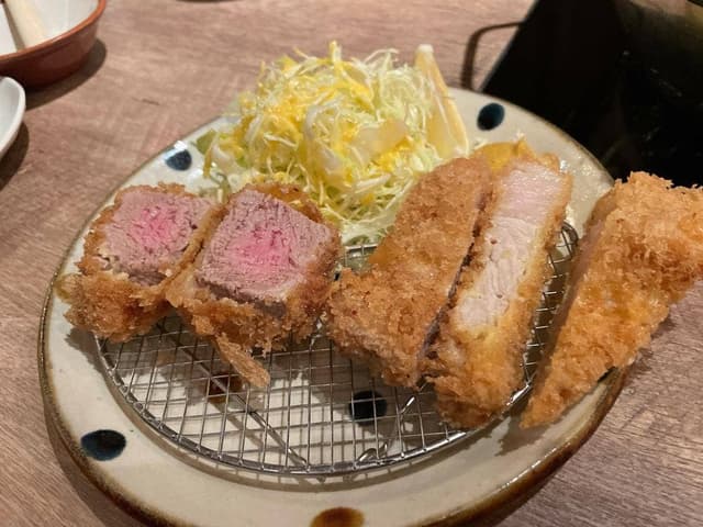 沖縄とんかつ食堂しまぶた屋 久茂地店 - サブ画像1