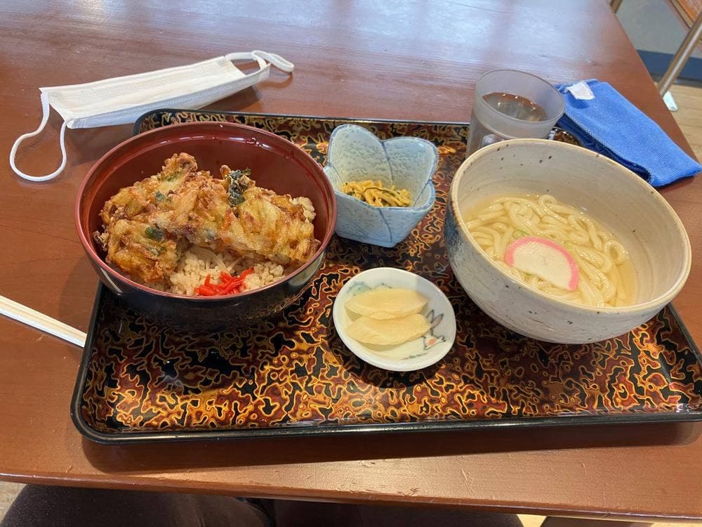 奥能登 山海市場