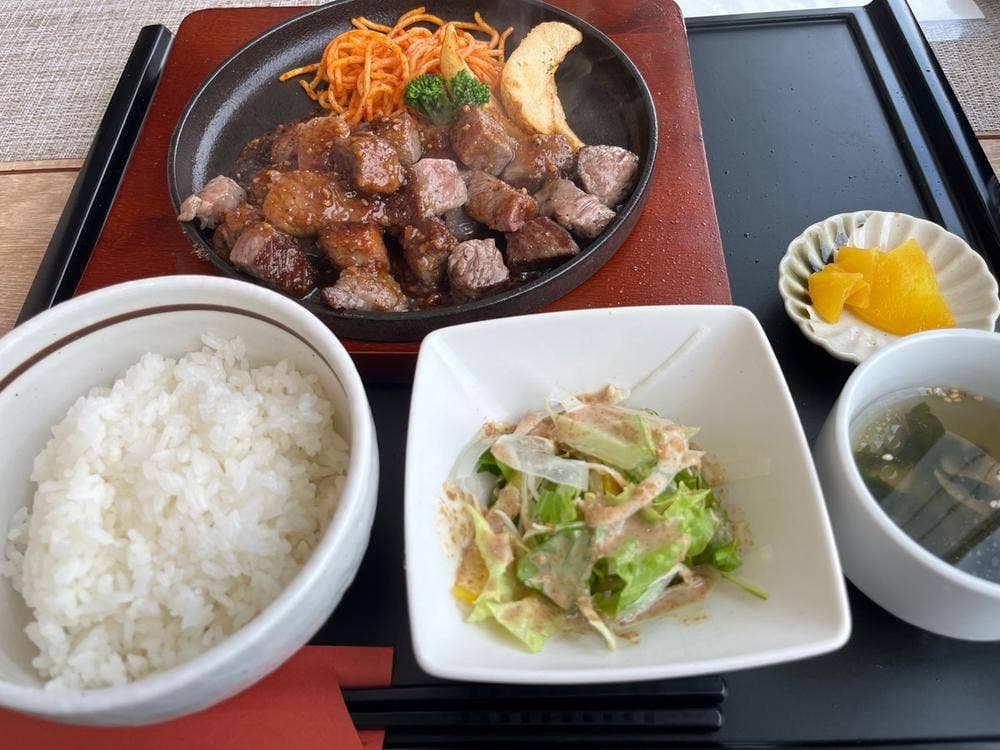 ステーキ&焼肉 齋藤牧場 アミュプラザみやざき店