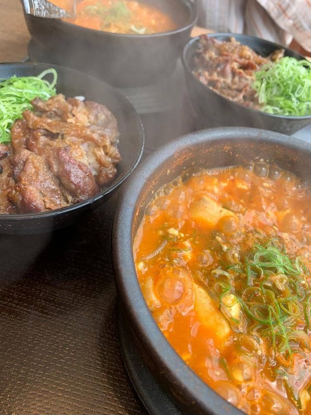 韓丼 枚方店 - サブ画像1