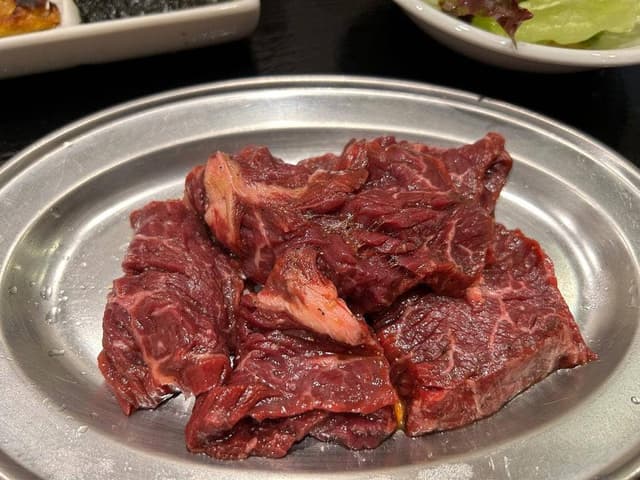 炭火焼肉 牛匠 - サブ画像1