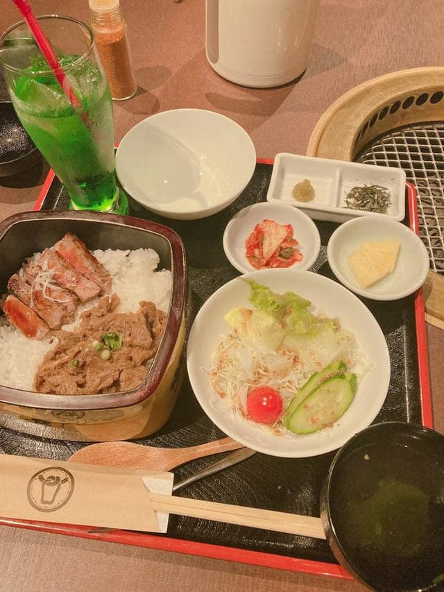 焼肉・すきしゃぶ おんどる 本店 - サブ画像1