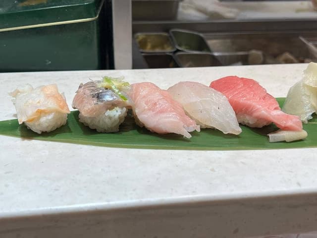 立食い寿司 根室花まる 錦糸町テルミナ店 - サブ画像2