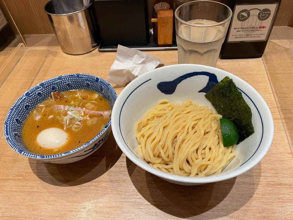 つじ田 ラーメン滑走路店
