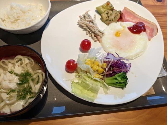 那覇東急REIホテル ゲストラウンジ - サブ画像1