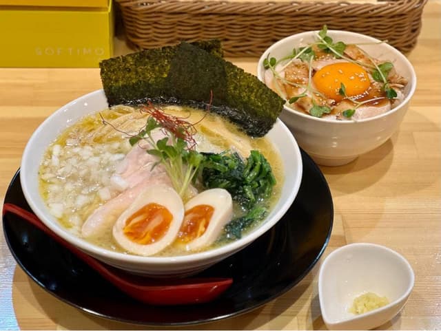 鶏白湯ラーメン ぱいず オリオン通り店 - サブ画像3