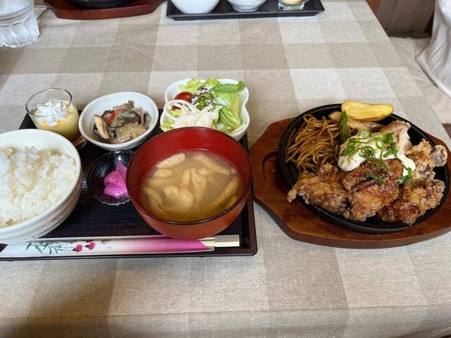 鉄板cafe GEN - サブ画像1