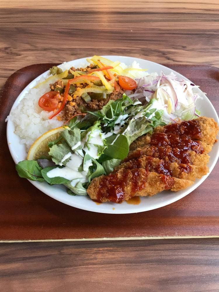 青島屋レストラン