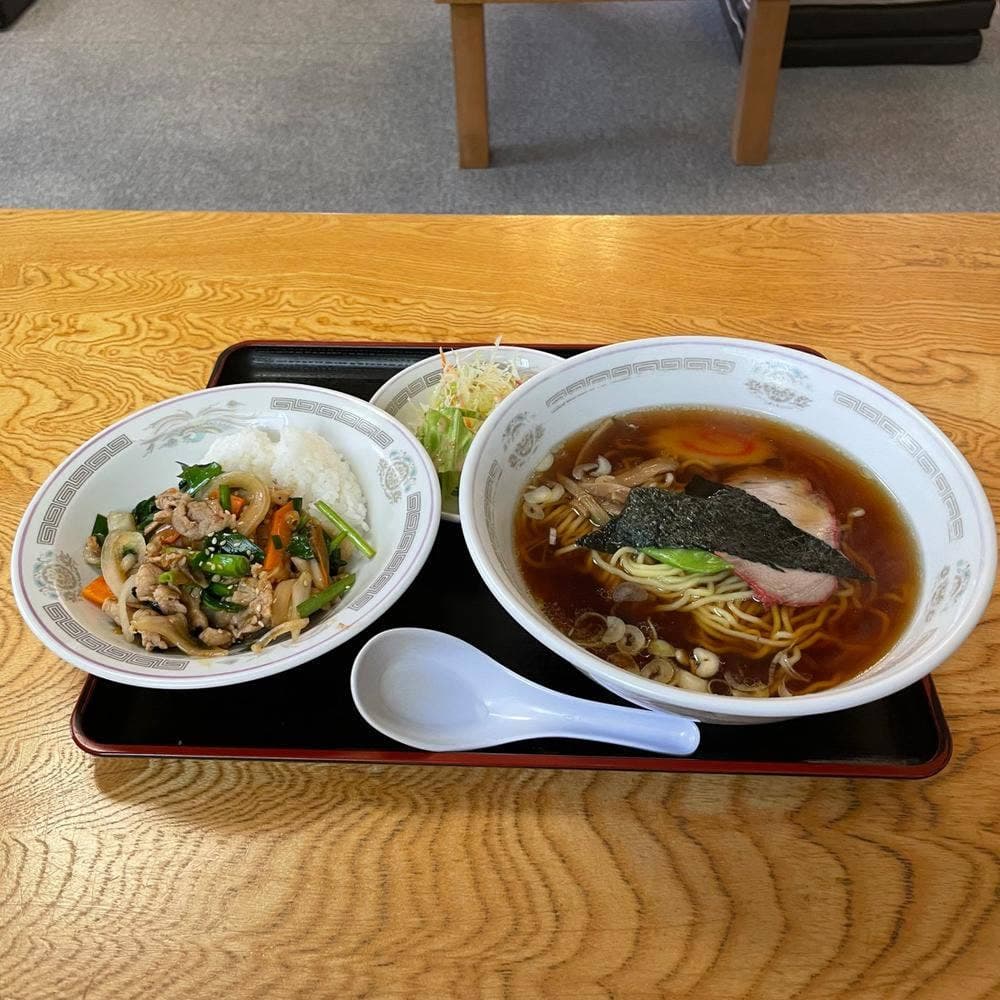 中華料理 香新