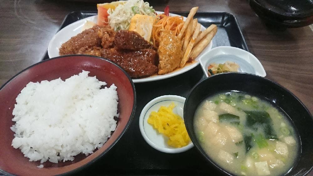 角屋食堂
