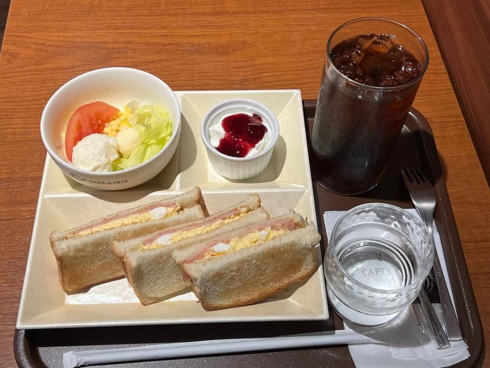 カフェ・ド・クリエ 御徒町店