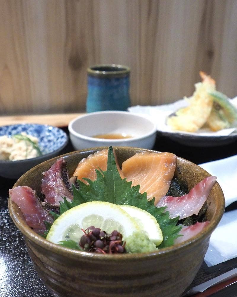 大きな小料理屋 天彩