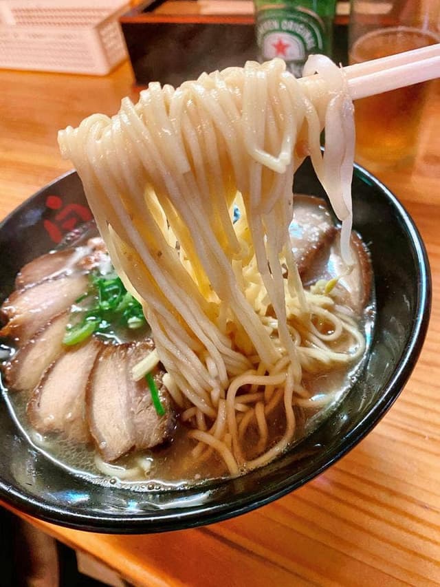 ラーメン 宝島 神田店 - サブ画像1