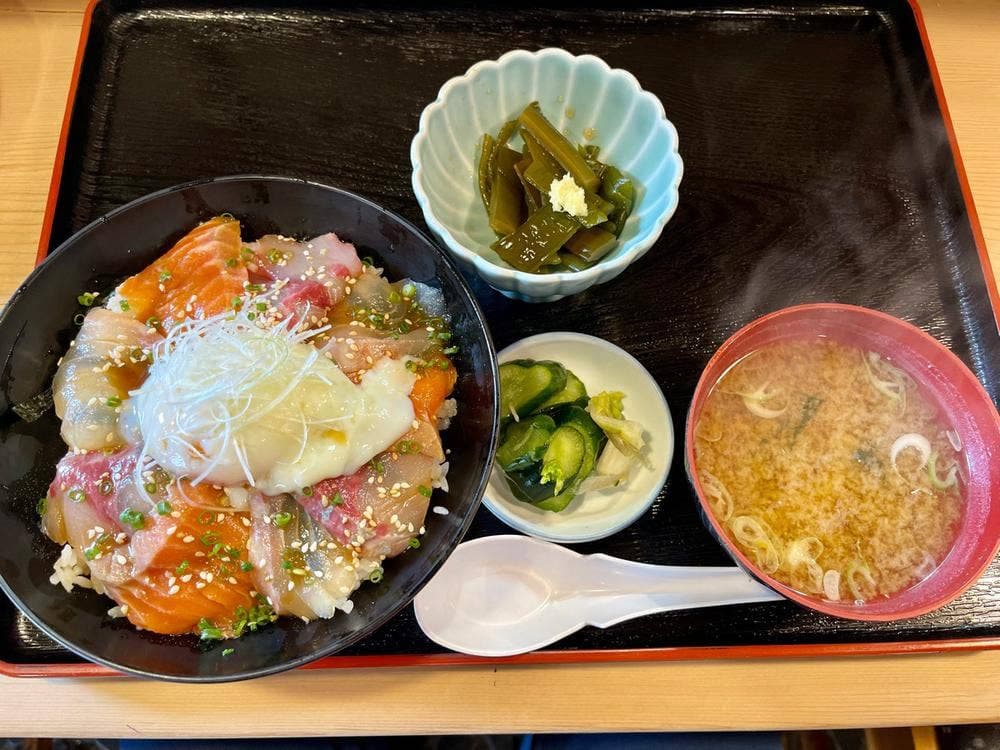 諏訪亭